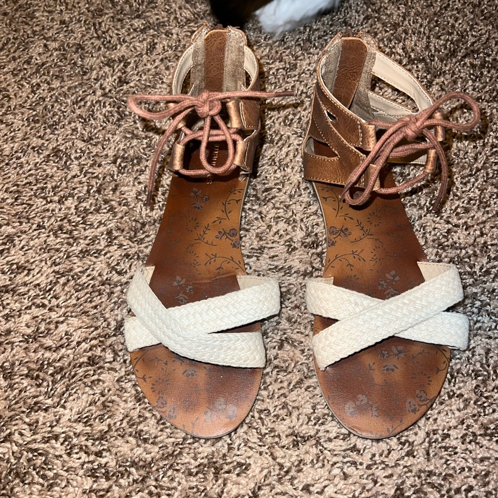 Maurices Sandals